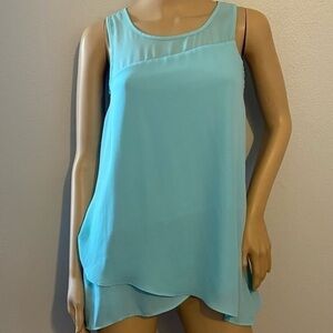 IZ byer blue solid top size S